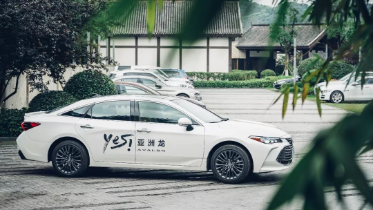 亞洲龍領(lǐng)銜，全球賣(mài)出1500萬(wàn)臺，豐田混動(dòng)為何能獨步天下？
